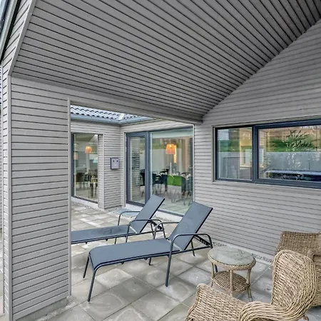 Holiday home Lovely In With Sauna Jesendorf