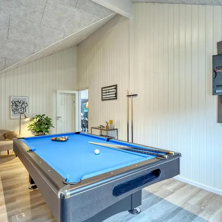 Lovely In With Sauna Holiday home *